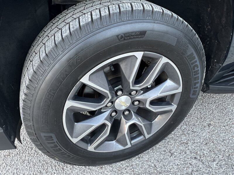 2021 Chevrolet Tahoe LT   - Photo 34 - Lewisville, TX 75057