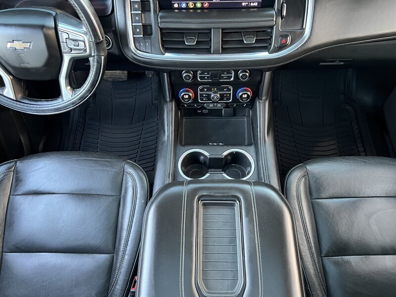 2021 Chevrolet Tahoe LT   - Photo 20 - Lewisville, TX 75057