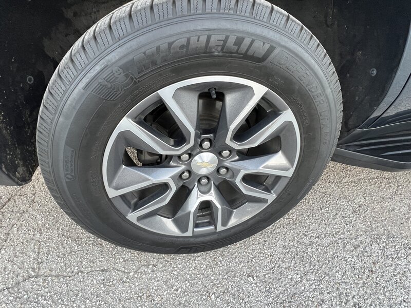 2021 Chevrolet Tahoe LT   - Photo 32 - Lewisville, TX 75057