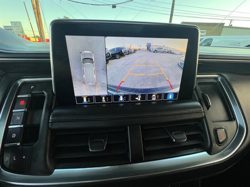 2021 Chevrolet Tahoe LT   - Photo 11 - Lewisville, TX 75057