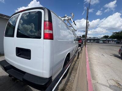 2016 GMC Medium Duty Medium Duty Cargo Van 2500   - Photo 4 - Lewisville, TX 75057