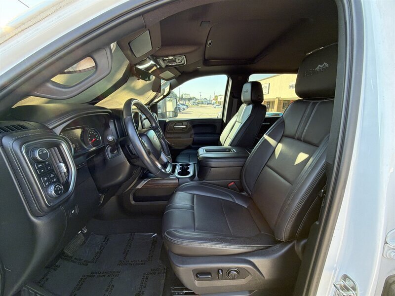 2020 Chevrolet Silverado 2500 High Country   - Photo 18 - Lewisville, TX 75057