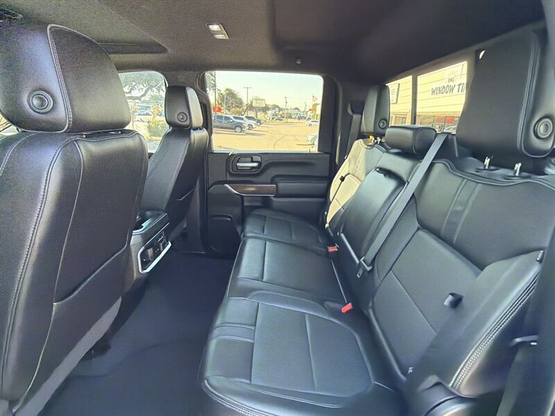 2020 Chevrolet Silverado 2500 High Country   - Photo 10 - Lewisville, TX 75057