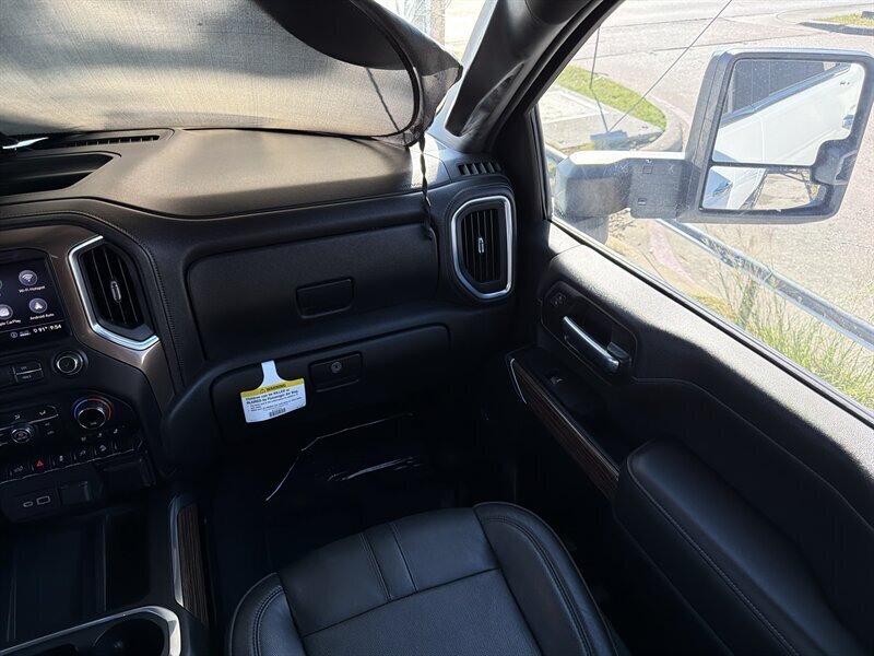 2020 Chevrolet Silverado 2500 High Country   - Photo 13 - Lewisville, TX 75057
