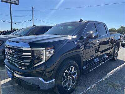 2023 GMC Sierra 1500 SLT   - Photo 2 - Lewisville, TX 75057