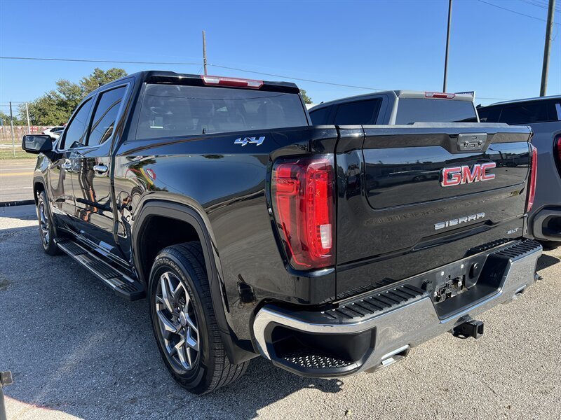 2023 GMC Sierra 1500 SLT   - Photo 3 - Lewisville, TX 75057