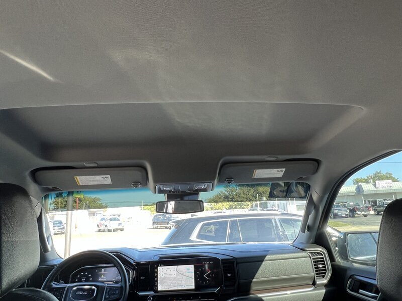 2023 GMC Sierra 1500 SLT   - Photo 13 - Lewisville, TX 75057