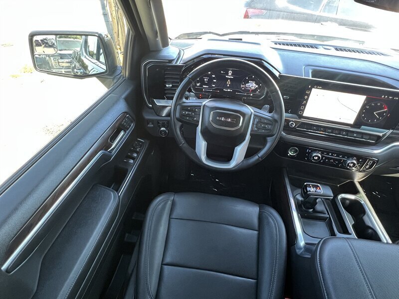 2023 GMC Sierra 1500 SLT   - Photo 9 - Lewisville, TX 75057