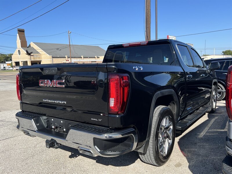 2023 GMC Sierra 1500 SLT   - Photo 4 - Lewisville, TX 75057