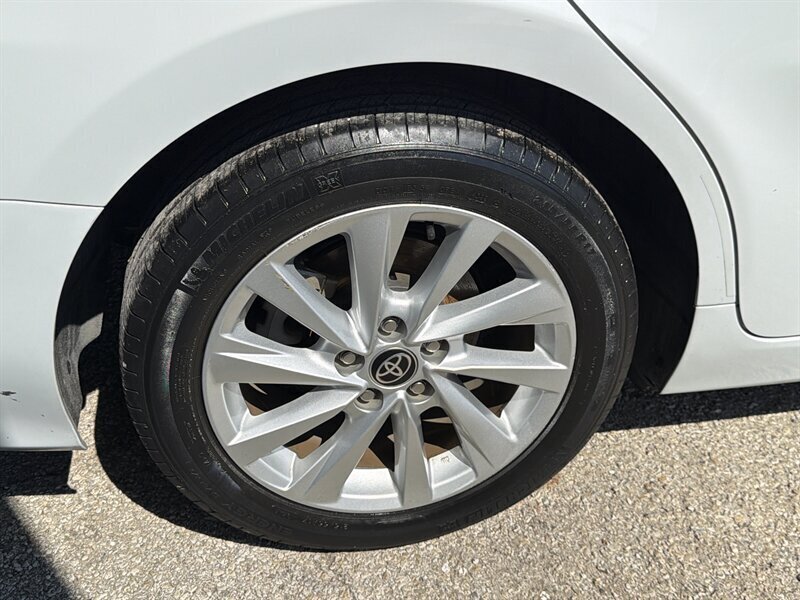 2023 Toyota Camry LE   - Photo 16 - Lewisville, TX 75057