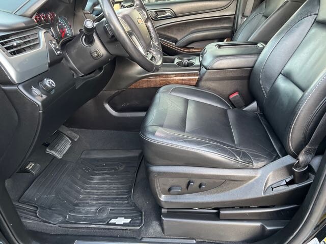 2019 Chevrolet Suburban LT   - Photo 24 - Lewisville, TX 75057