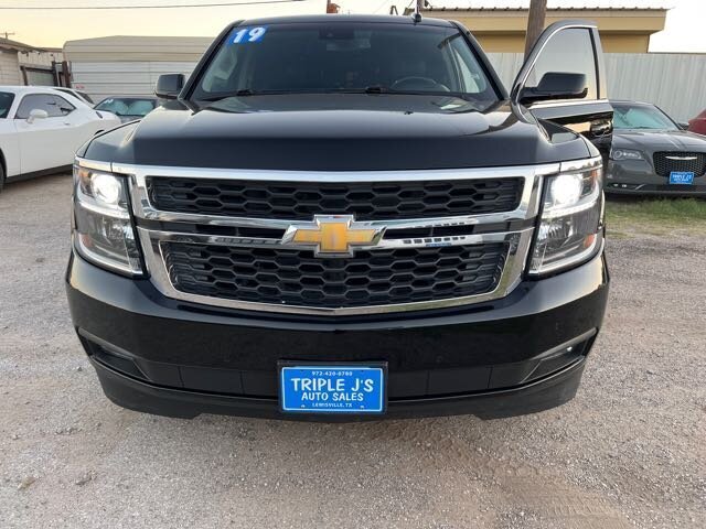 2019 Chevrolet Suburban LT   - Photo 32 - Lewisville, TX 75057