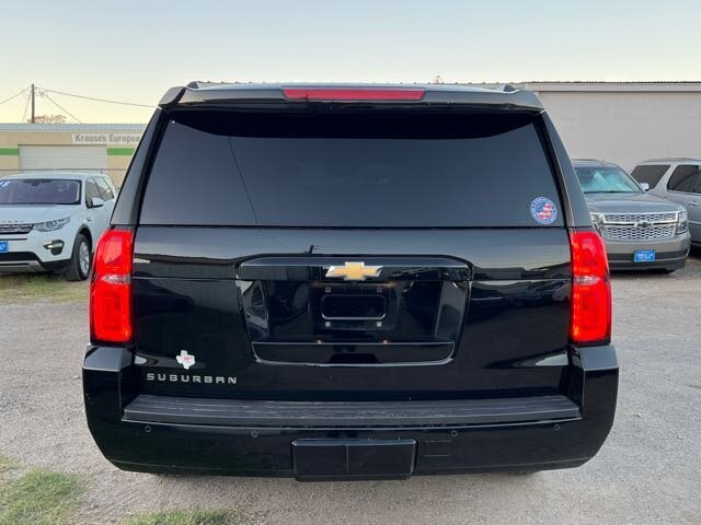 2019 Chevrolet Suburban LT   - Photo 6 - Lewisville, TX 75057