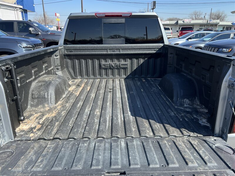 2024 GMC Sierra 1500 SLT - Photo 12 - Lewisville, TX 75057