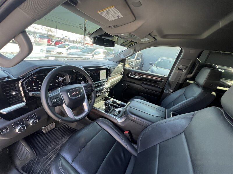 2024 GMC Sierra 1500 SLT   - Photo 18 - Lewisville, TX 75057