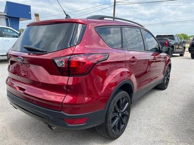 2019 Ford Escape SE   - Photo 4 - Lewisville, TX 75057