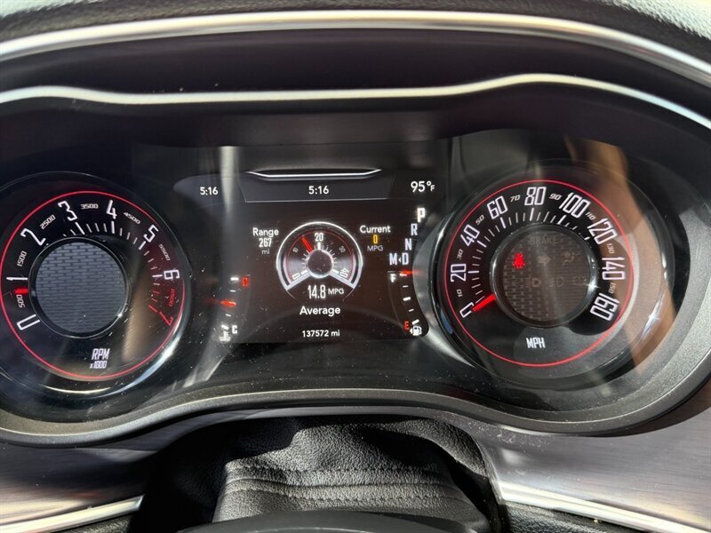 2017 Dodge Challenger SXT Plus   - Photo 11 - Lewisville, TX 75057