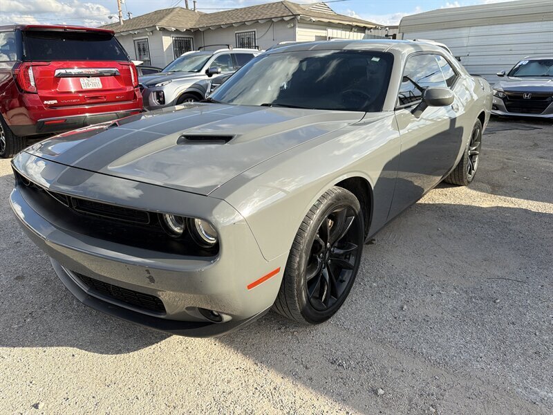 2017 Dodge Challenger SXT Plus   - Photo 2 - Lewisville, TX 75057
