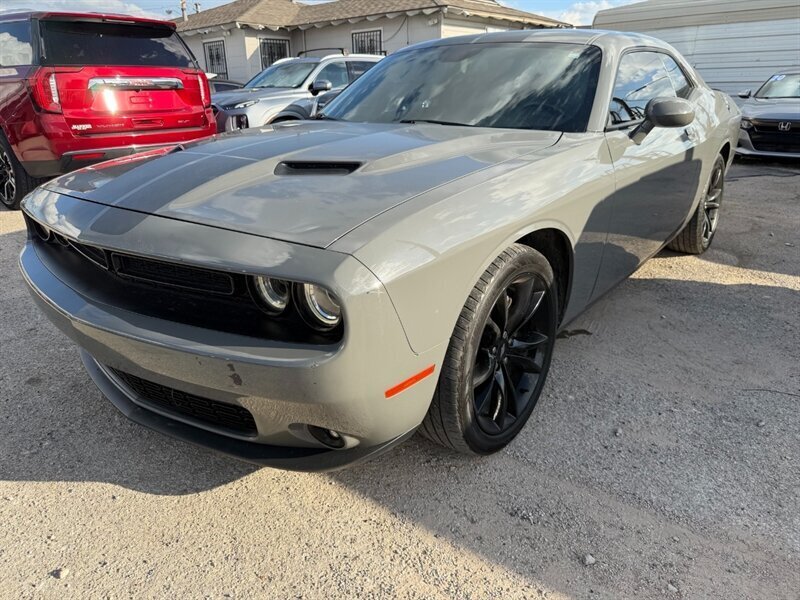 2017 Dodge Challenger SXT Plus   - Photo 3 - Lewisville, TX 75057