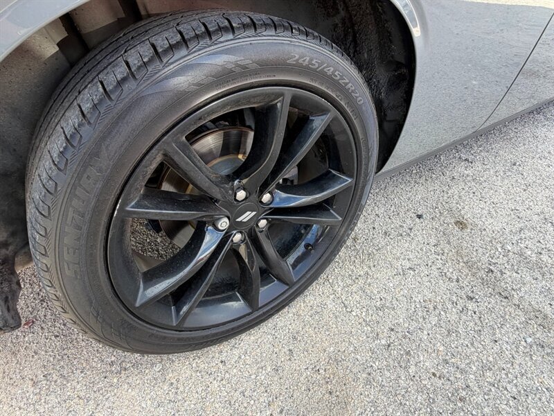 2017 Dodge Challenger SXT Plus   - Photo 15 - Lewisville, TX 75057