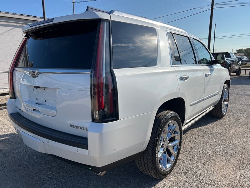 2017 Cadillac Escalade Premium Luxury   - Photo 6 - Lewisville, TX 75057