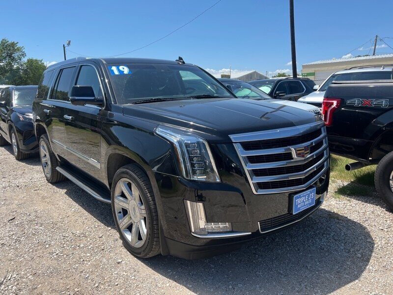 2019 Cadillac Escalade Luxury   - Photo 1 - Lewisville, TX 75057