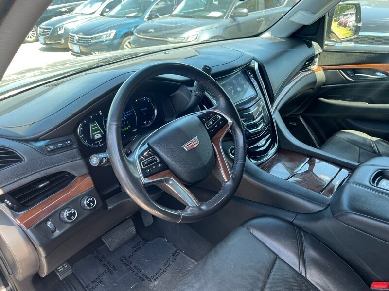 2019 Cadillac Escalade Luxury   - Photo 24 - Lewisville, TX 75057