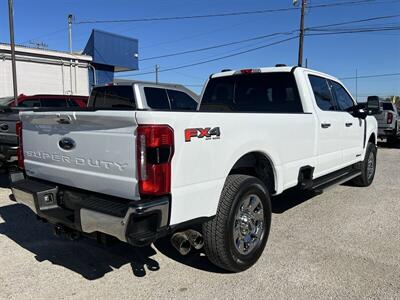 2023 Ford F-250 Lariat - Photo 2 - Lewisville, TX 75057