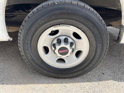 2016 GMC Savana 2500   - Photo 27 - Lewisville, TX 75057