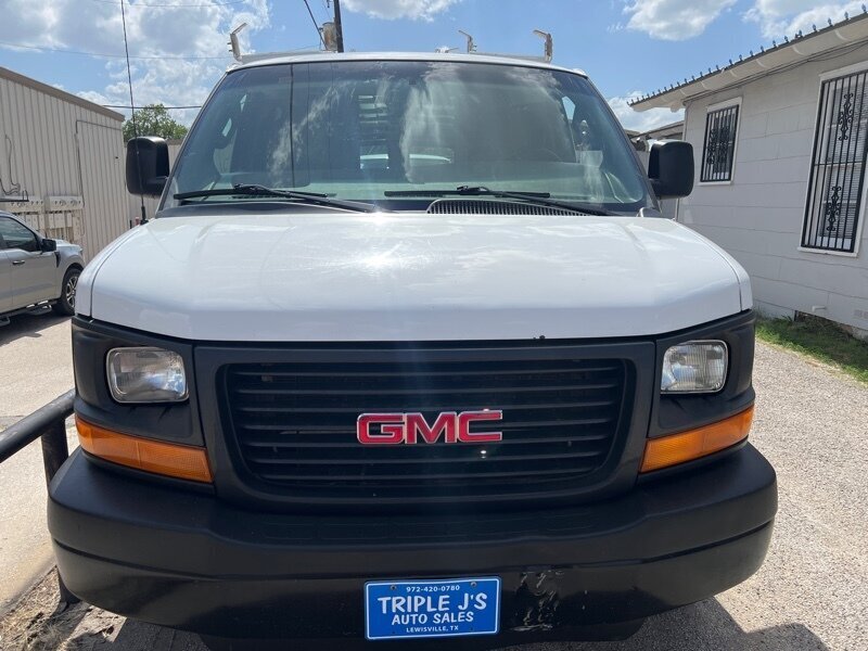 2016 GMC Savana 2500   - Photo 6 - Lewisville, TX 75057