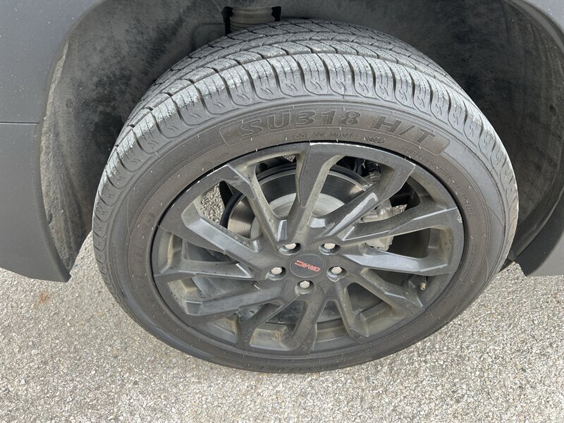 2023 GMC Terrain SLE   - Photo 15 - Lewisville, TX 75057