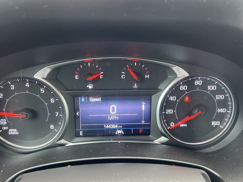 2023 GMC Terrain SLE   - Photo 11 - Lewisville, TX 75057