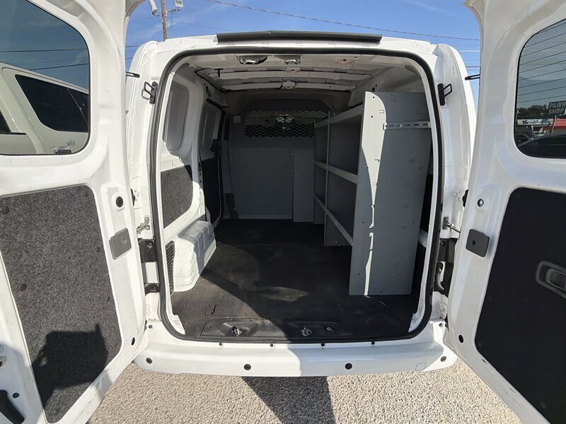 2020 Nissan NV200 S   - Photo 5 - Lewisville, TX 75057