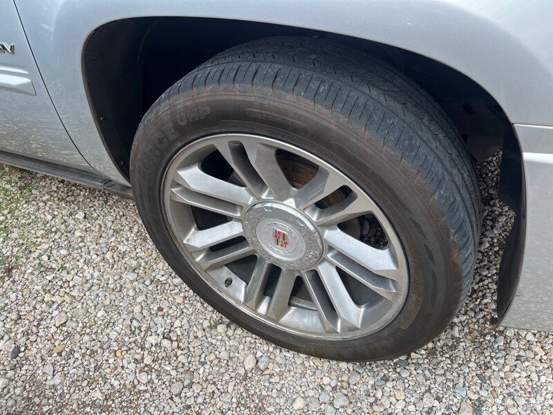 2014 Cadillac Escalade ESV Premium   - Photo 24 - Lewisville, TX 75057