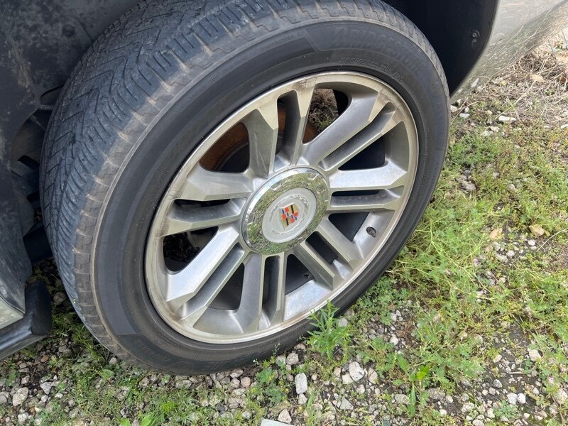 2014 Cadillac Escalade ESV Premium   - Photo 27 - Lewisville, TX 75057