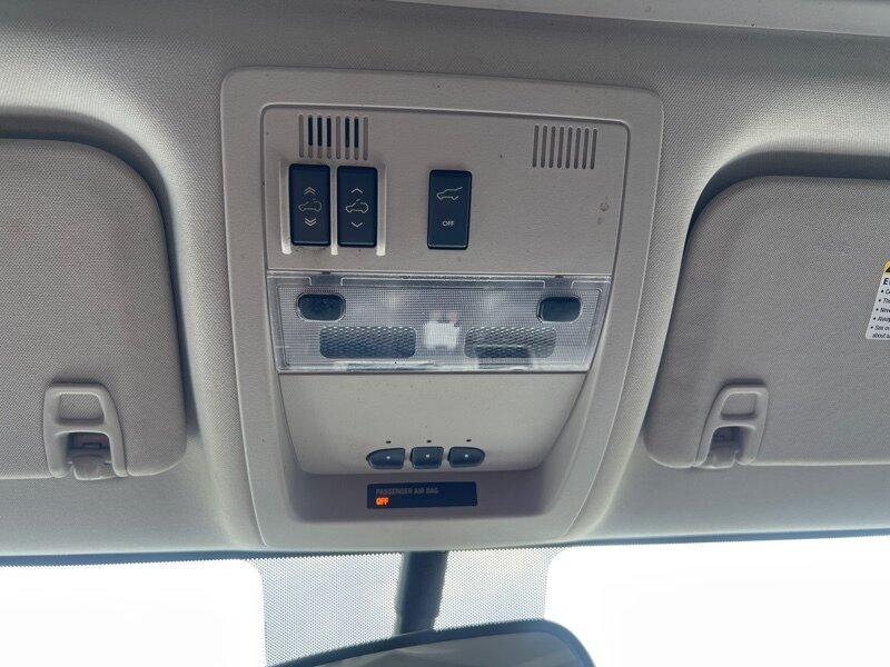 2014 Cadillac Escalade ESV Premium   - Photo 18 - Lewisville, TX 75057