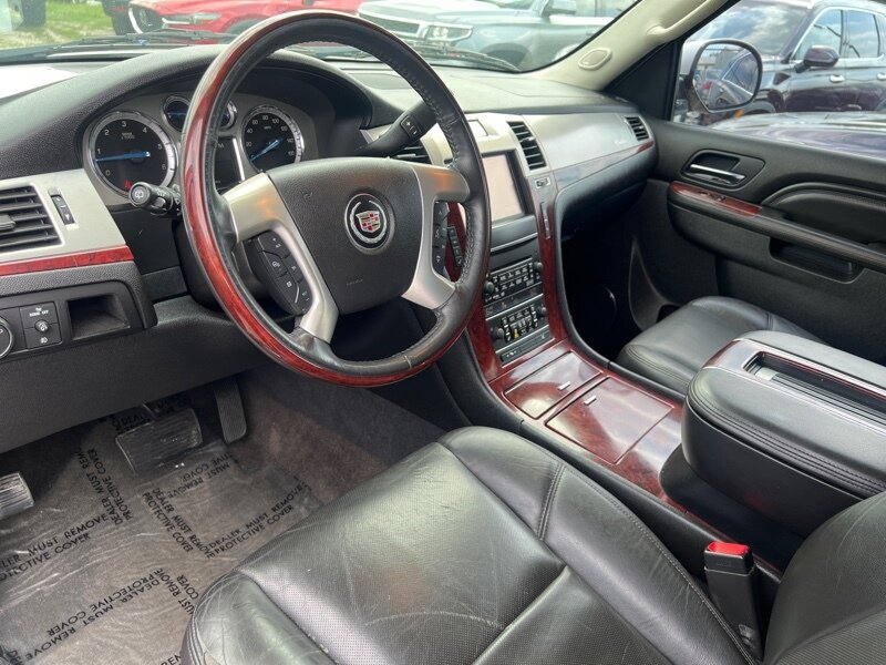 2014 Cadillac Escalade ESV Premium   - Photo 12 - Lewisville, TX 75057