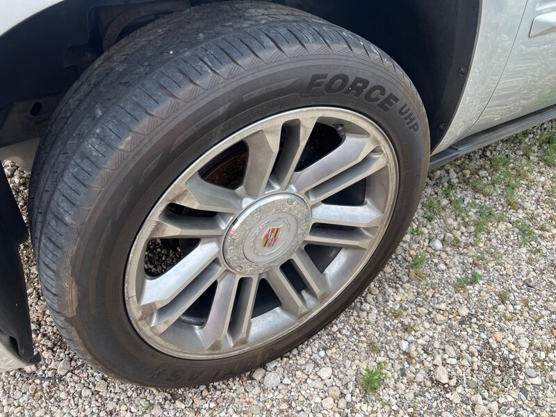 2014 Cadillac Escalade ESV Premium   - Photo 26 - Lewisville, TX 75057