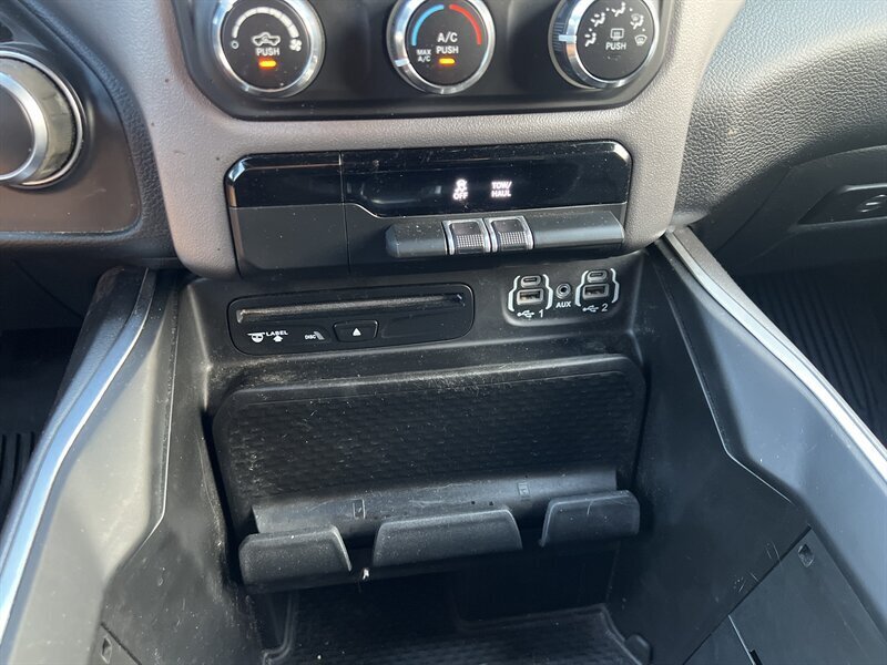 2019 RAM 1500 Big Horn   - Photo 13 - Lewisville, TX 75057
