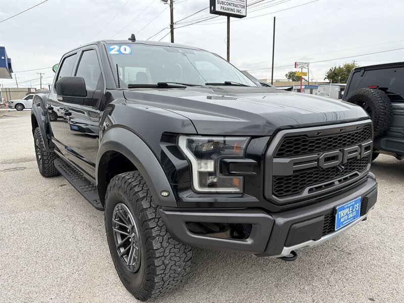 2019 Ford F-150 Raptor   - Photo 1 - Lewisville, TX 75057