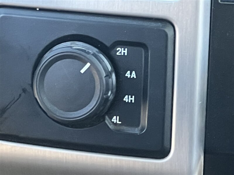 2015 Ford F-150 Platinum   - Photo 20 - Lewisville, TX 75057