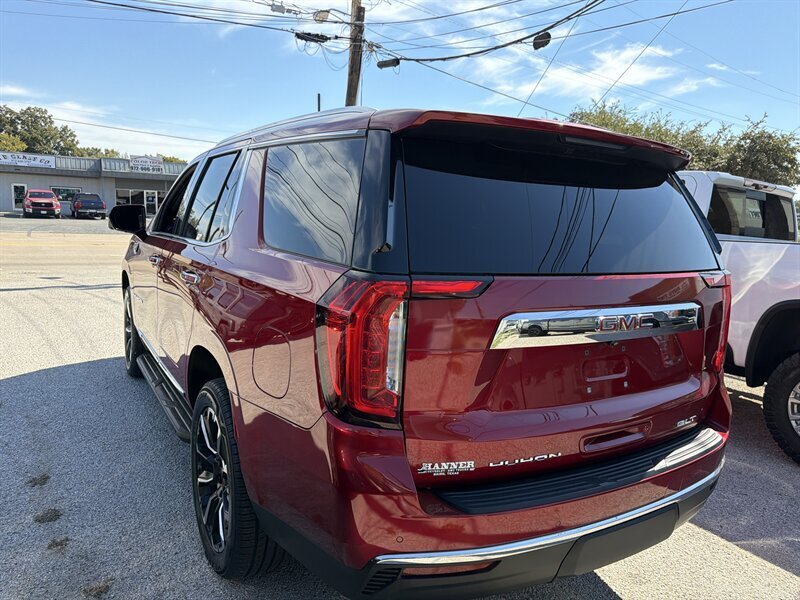 2022 GMC Yukon SLT   - Photo 3 - Lewisville, TX 75057