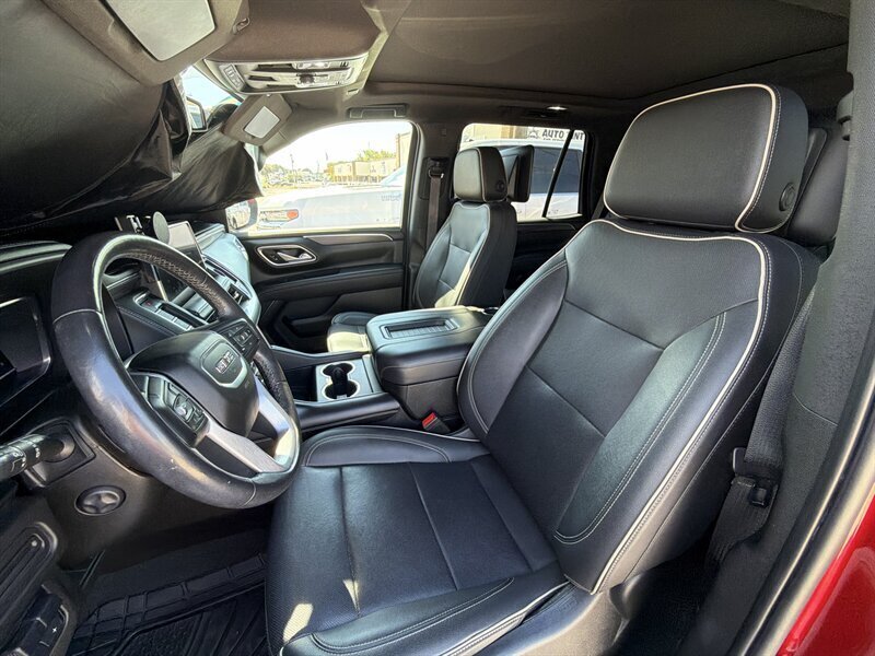 2022 GMC Yukon SLT   - Photo 16 - Lewisville, TX 75057
