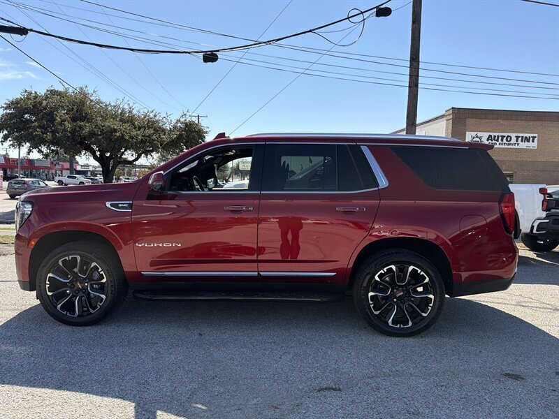 2022 GMC Yukon SLT   - Photo 5 - Lewisville, TX 75057