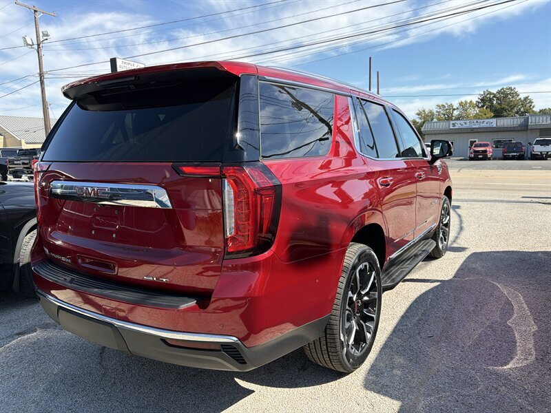 2022 GMC Yukon SLT   - Photo 4 - Lewisville, TX 75057