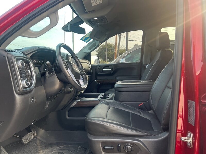 2019 GMC Sierra 1500 SLT   - Photo 12 - Lewisville, TX 75057