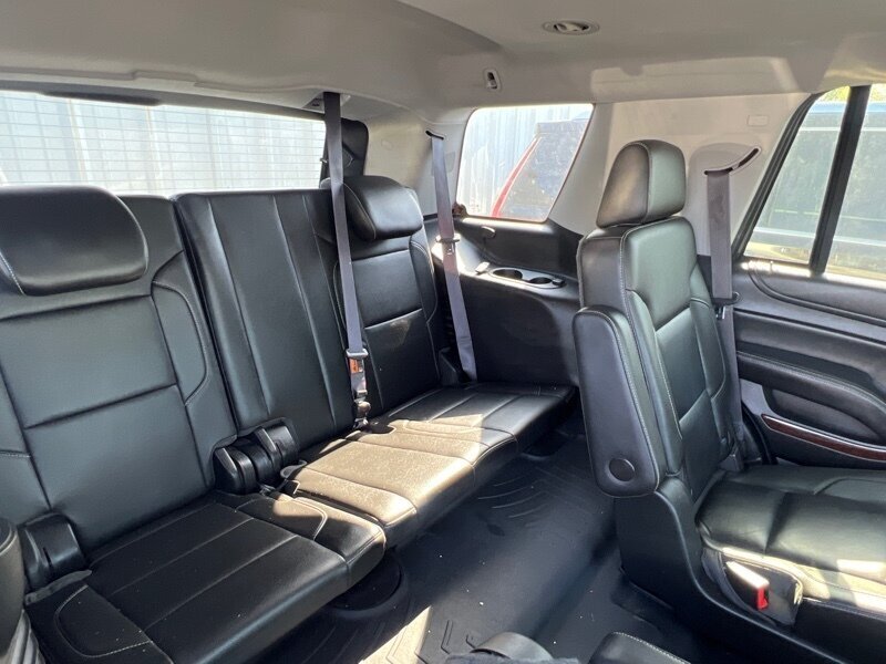 2015 GMC Yukon SLT   - Photo 6 - Lewisville, TX 75057