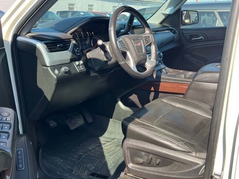 2015 GMC Yukon SLT   - Photo 12 - Lewisville, TX 75057