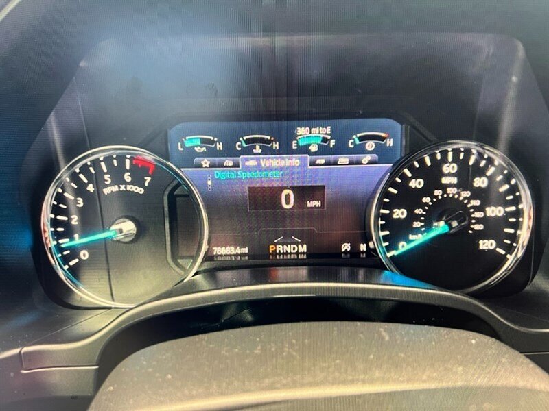 2020 Ford Expedition MAX XLT   - Photo 9 - Lewisville, TX 75057