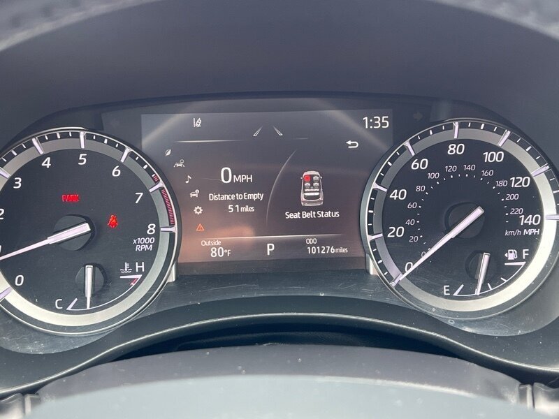 2022 Toyota Highlander XLE   - Photo 31 - Lewisville, TX 75057